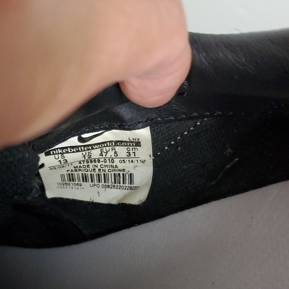 Nike shoes - Picture 13 of 15